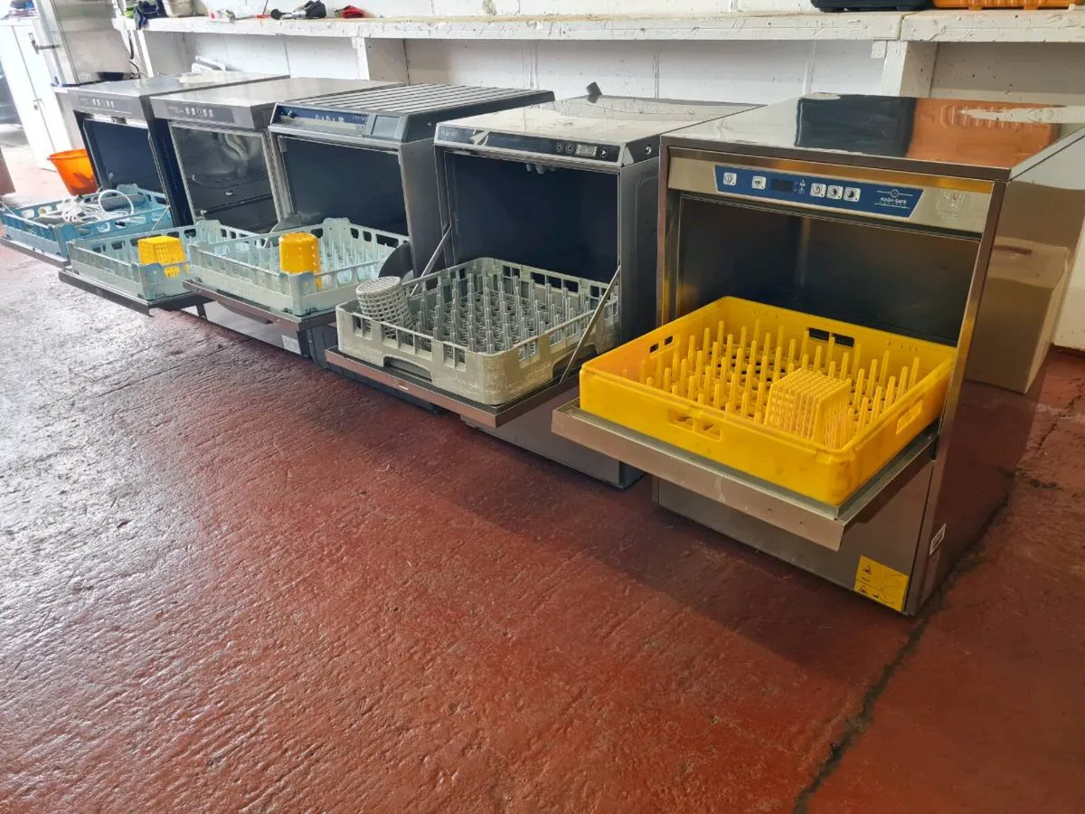 Commercial Dishwashers and Glasswasher - Image 2