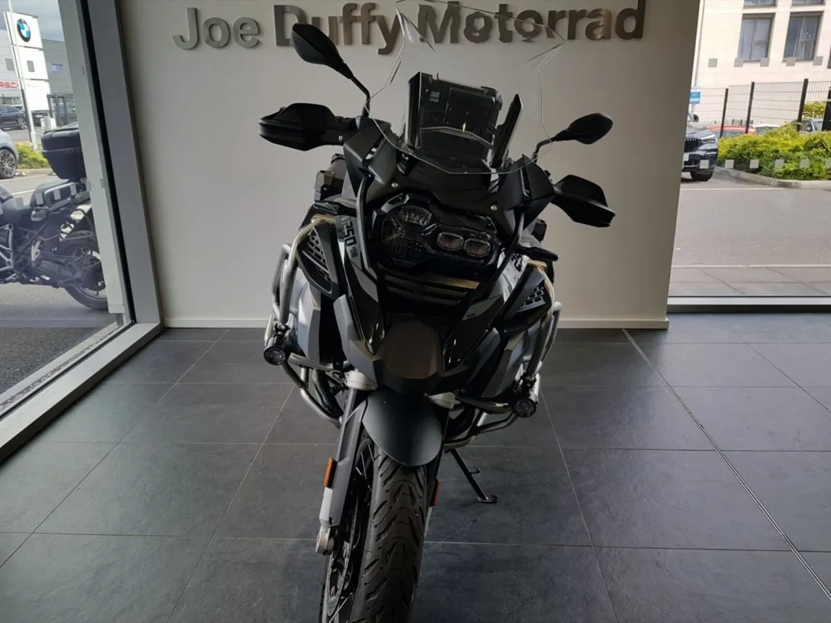 BMW R 1250 TE Triple Black Finance Available - Image 3