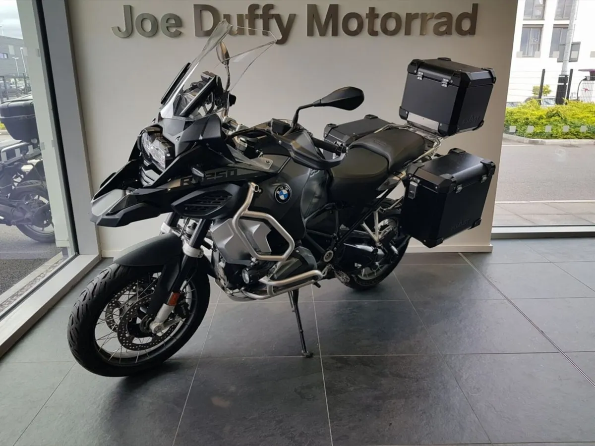 BMW R 1250 TE Triple Black Finance Available - Image 4