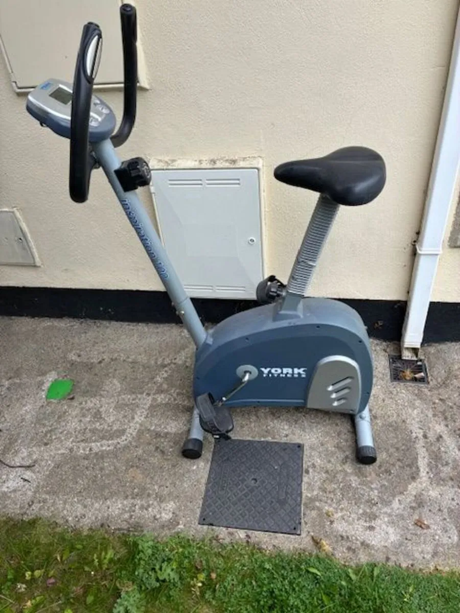 Training bicycle - Image 3