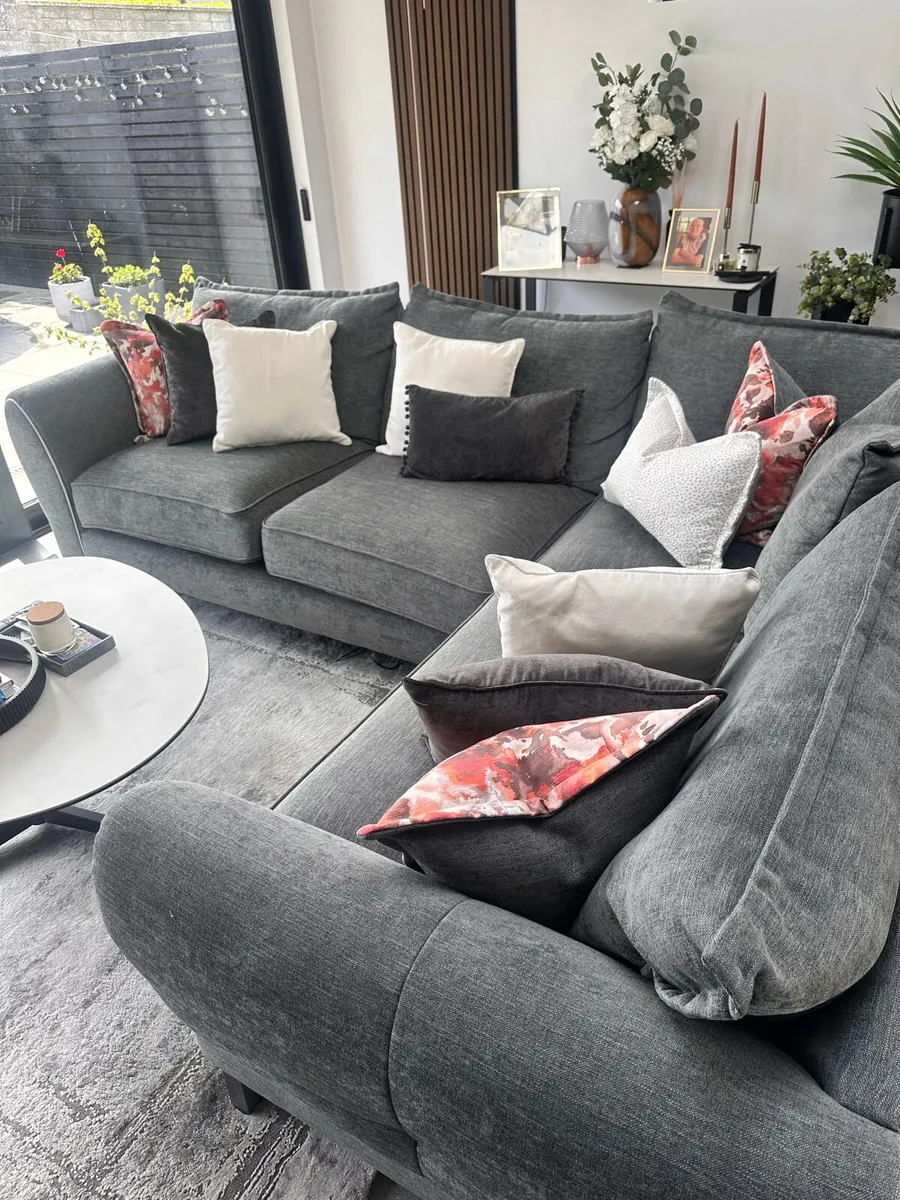 Corner fabric sofa - Image 1