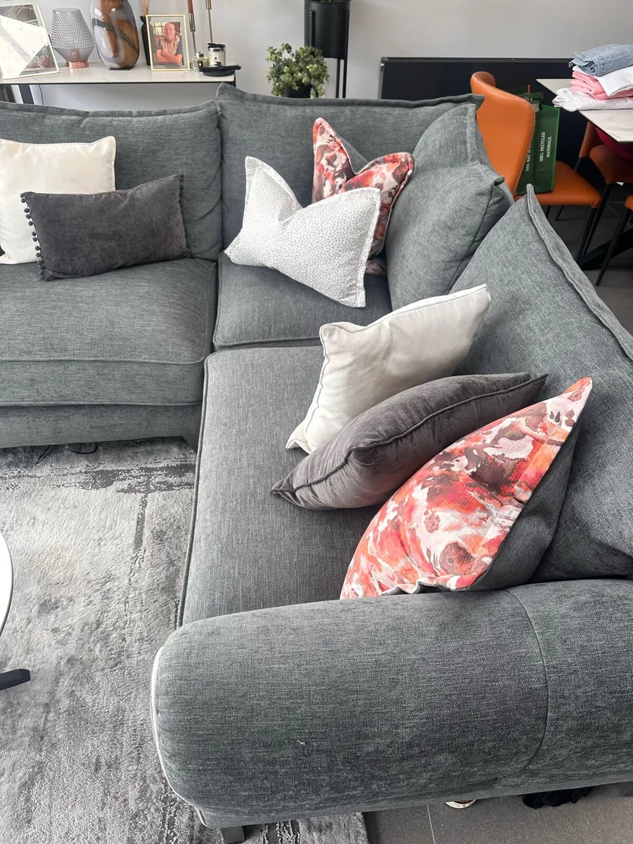 Corner fabric sofa - Image 2