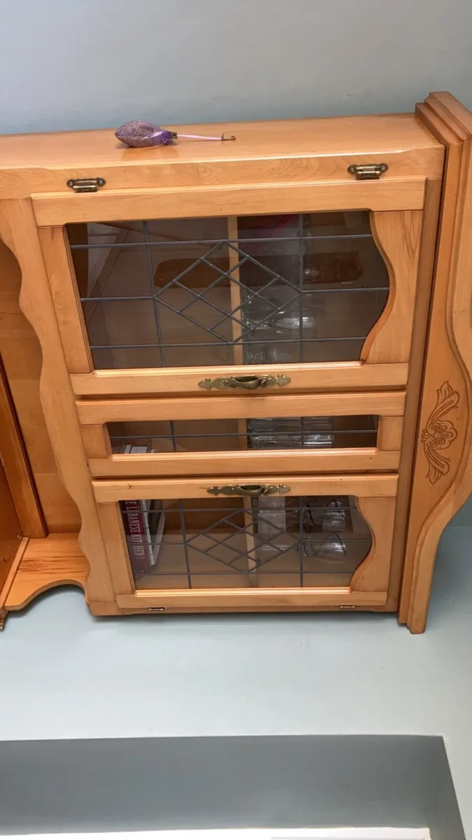 Dresser style kitchen cabinet - Image 4