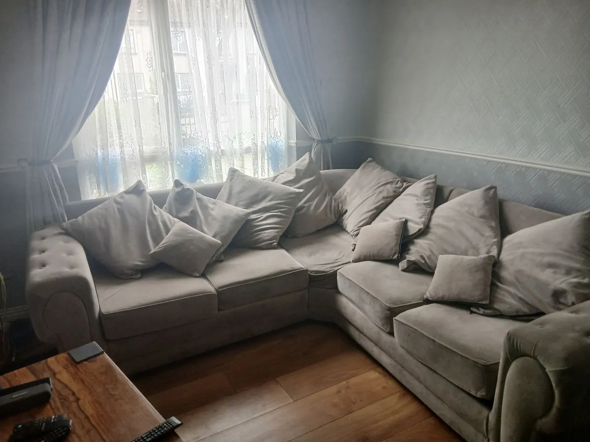 Corner Suite Sofa - Image 2