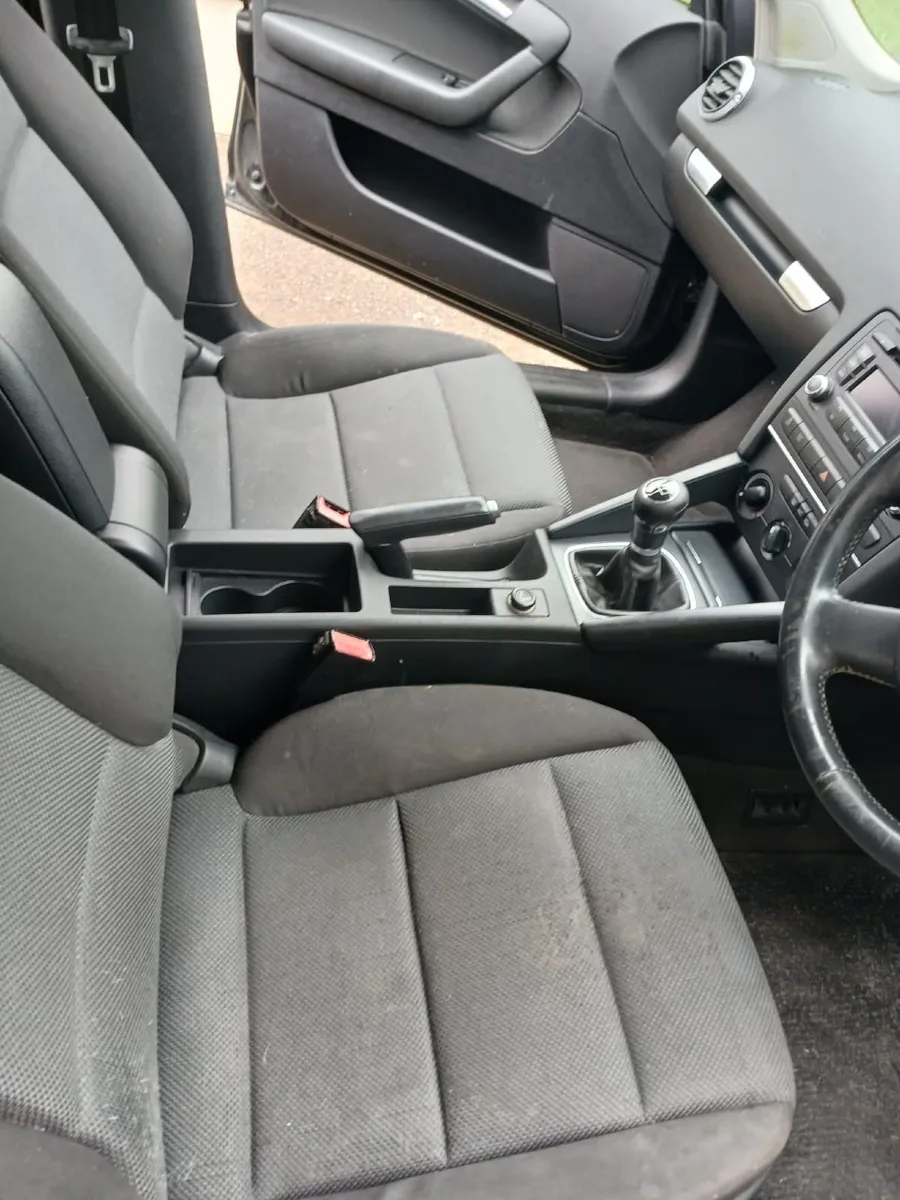 2010 Audi A3 1.6 diesel- Engine needed - Image 3