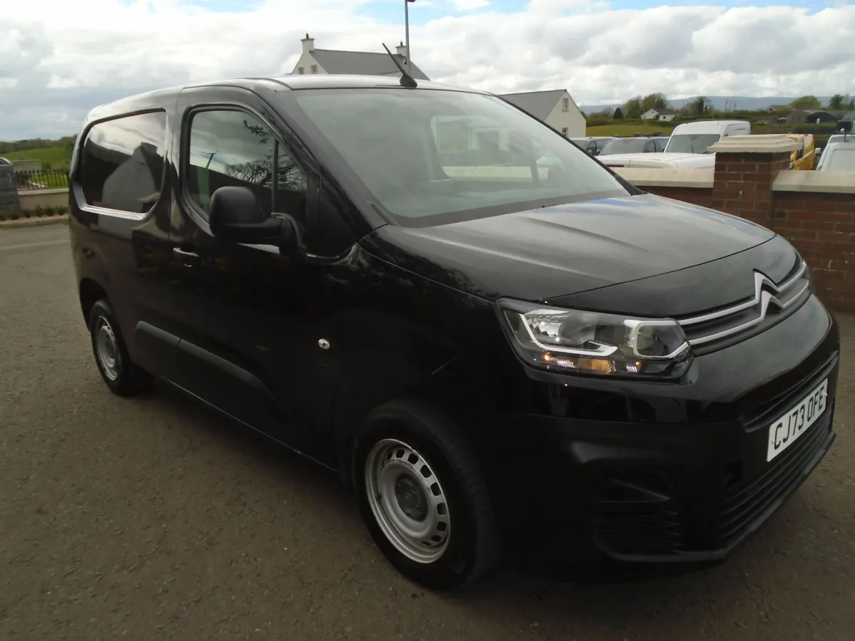 2024 Citroen Berlingo ENTERPRISE 100HP. - Image 1