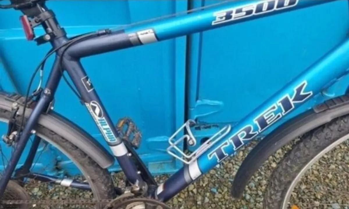 Trek 3500 Mountain Bike – Ready to Ride - Image 2