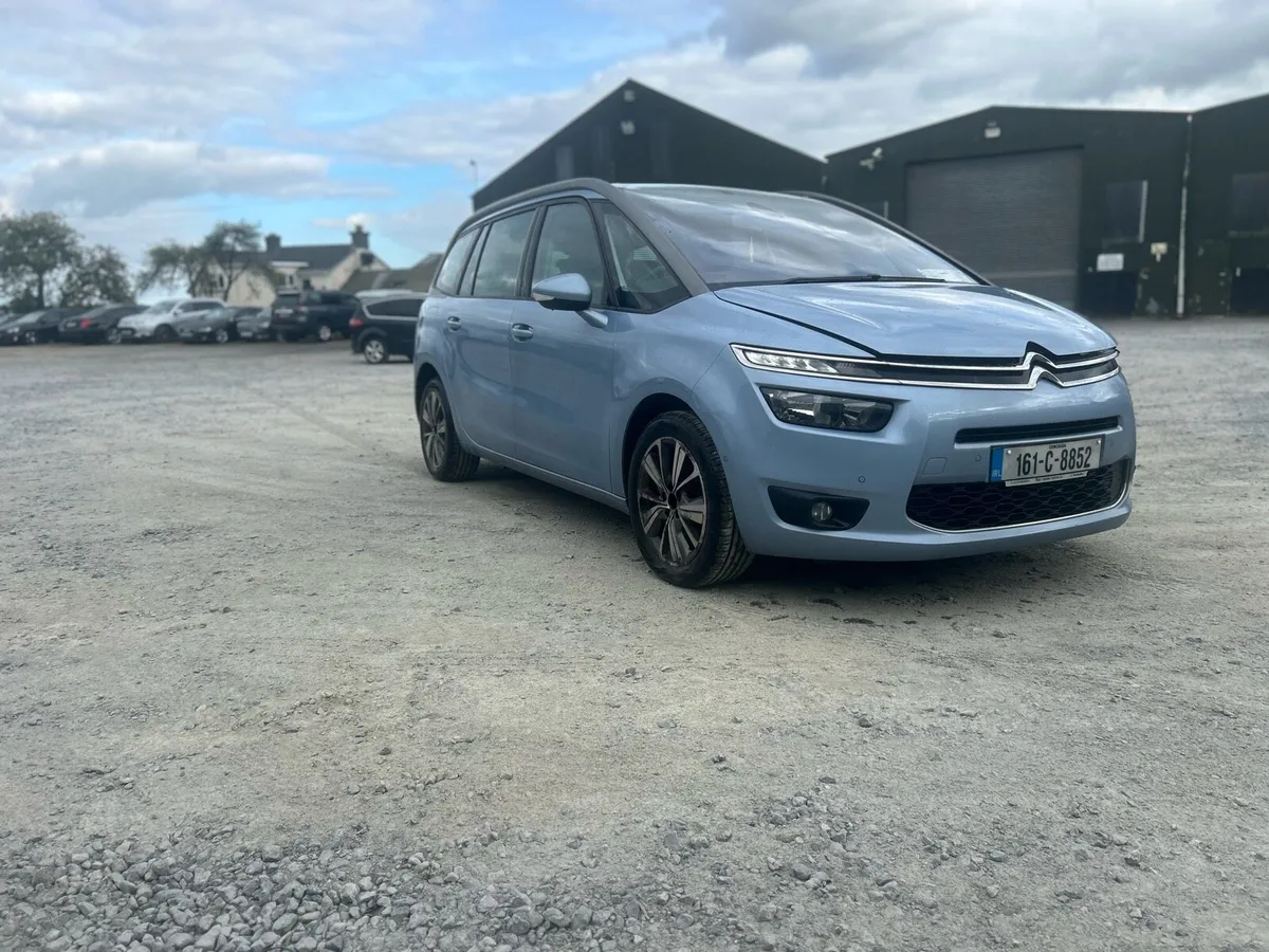 2016 citroien  C4 Picasso 7 seater - Image 1