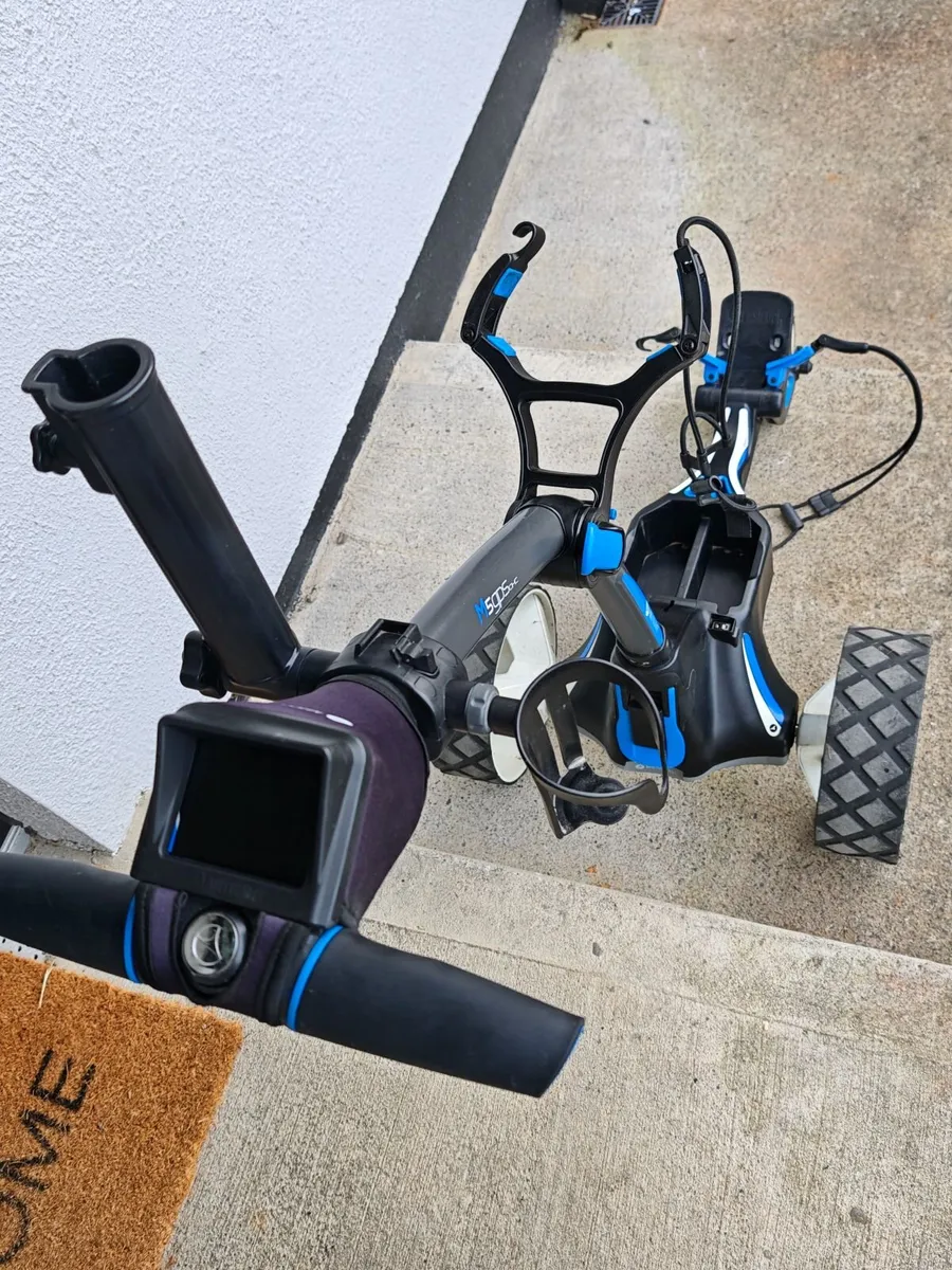 Electric motocaddy trolley - Image 1