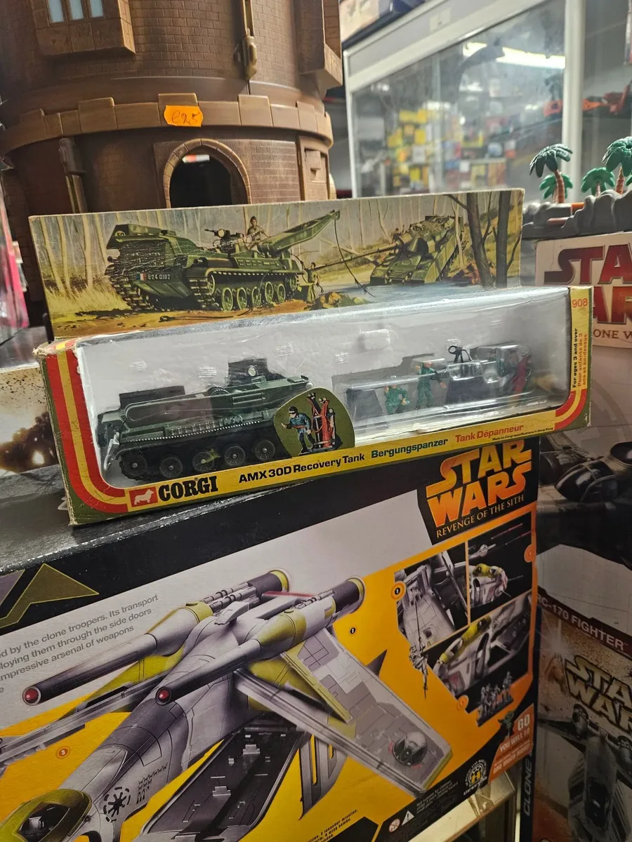 Corgi 1970's AMX30 Recovery Tank - Image 1