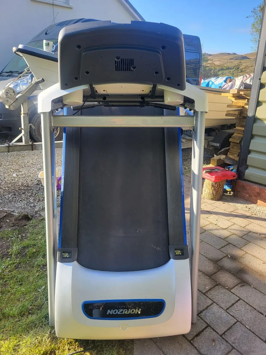 Horizon Adventure 4 Folding Treadmill - Image 4