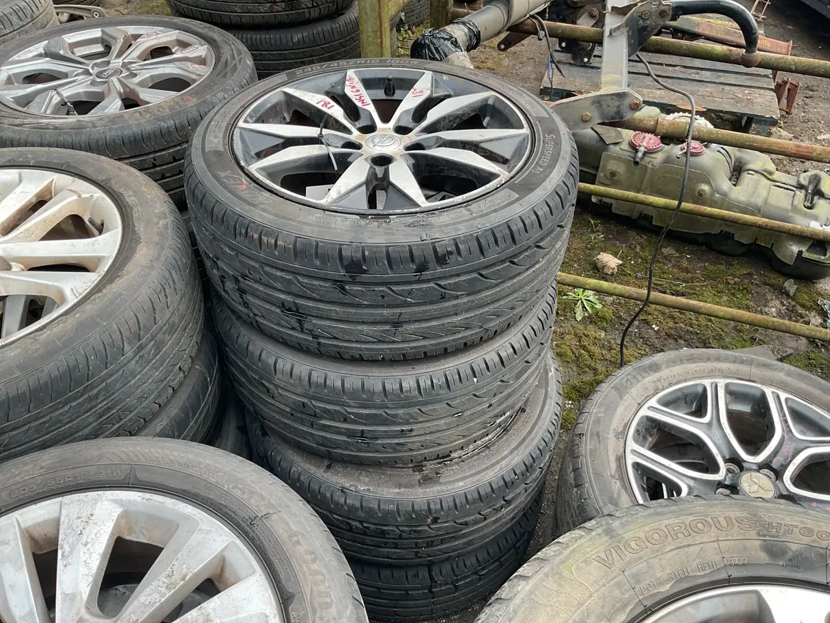 Alloy Wheel Auction - Image 1