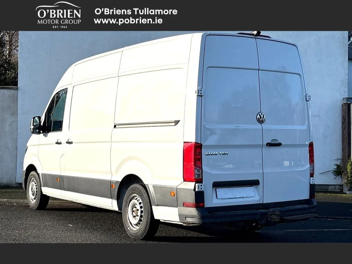 Volkswagen Crafter CRAFTER 30 MWB 140BHP  M6F 5DR - Image 3