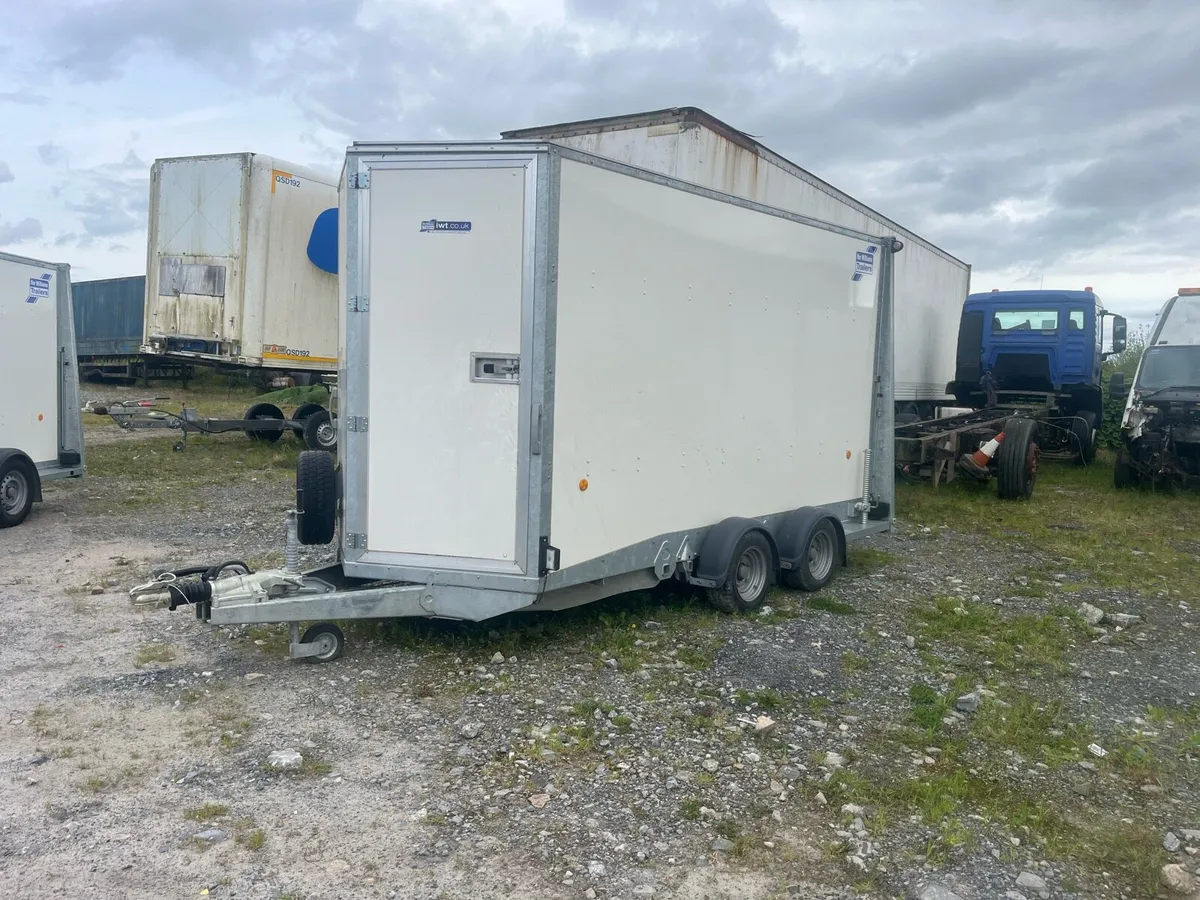 Ifor Williams box trailer  bv126 - Image 1