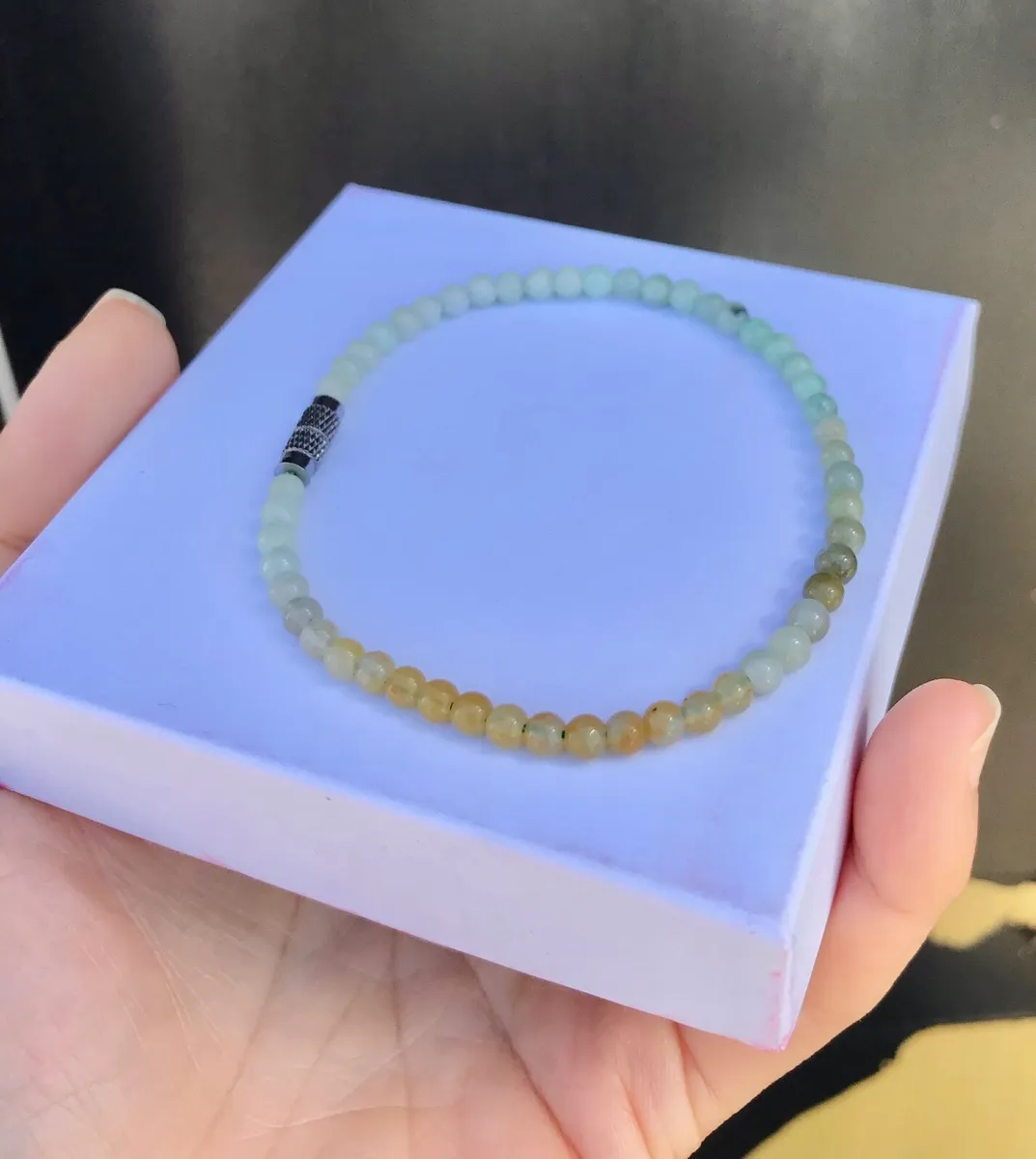 Type A Burma Jadeite Jade bracelet - Image 1