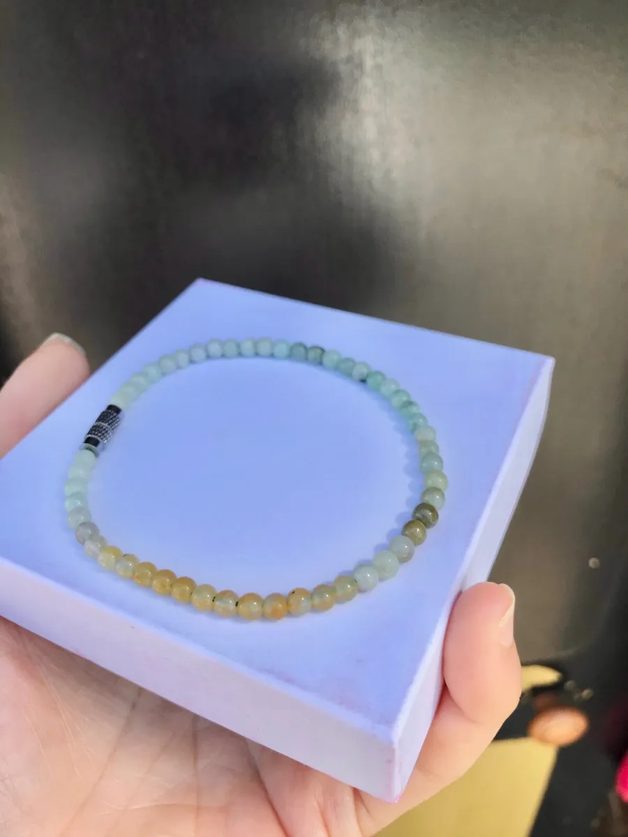 Type A Burma Jadeite Jade bracelet - Image 3