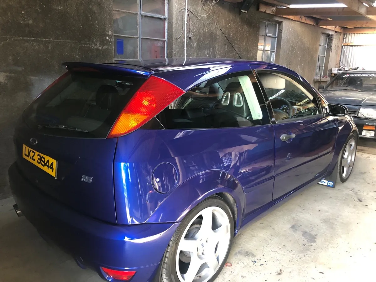 Ford Focus rs - Image 3