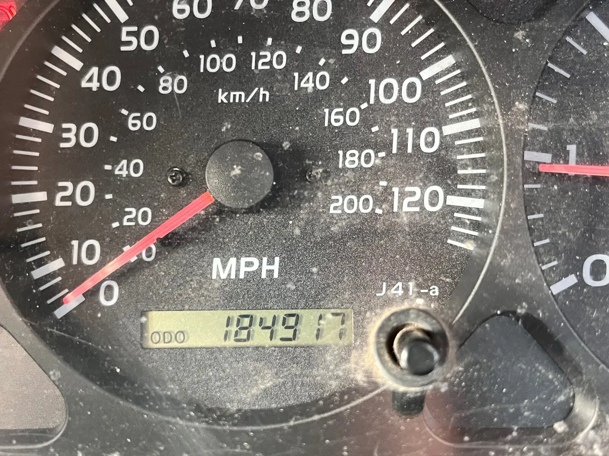Toyota Land Cruiser 2001 - Image 3