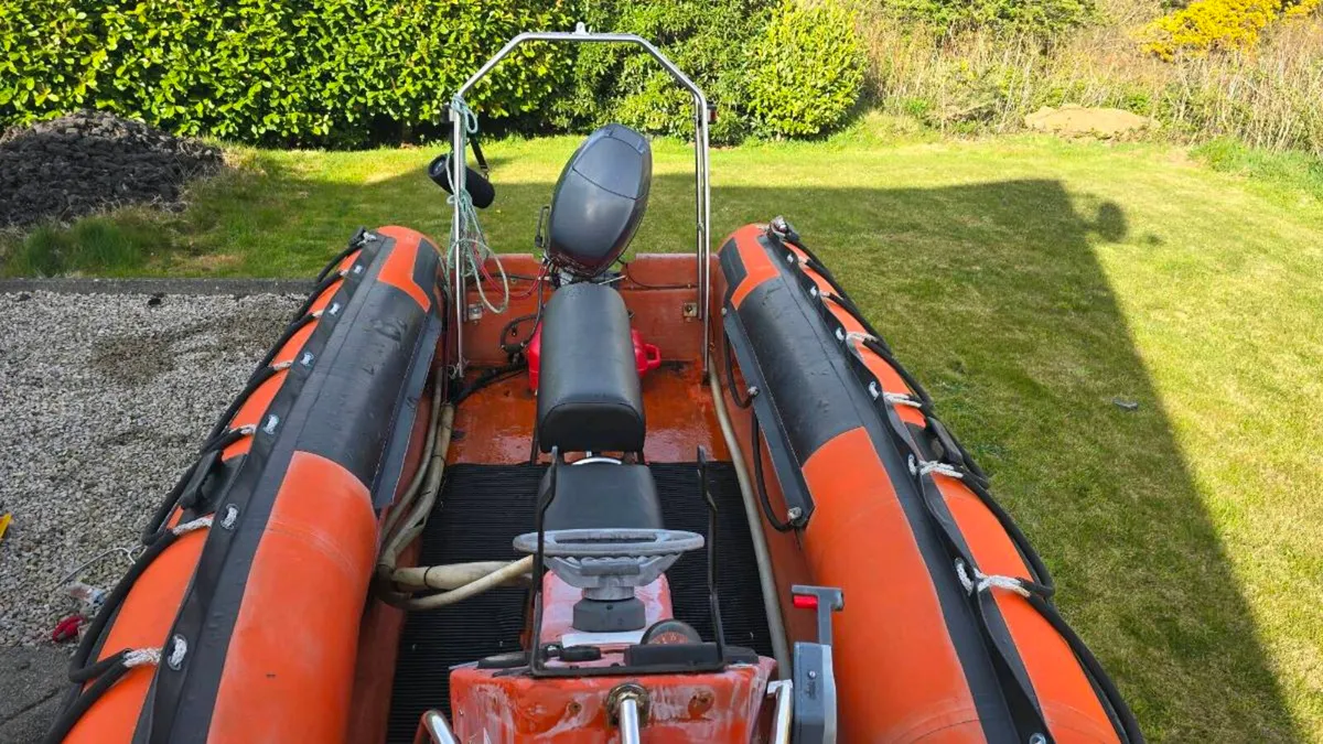 Osprey Sparrow Hawk - Image 2