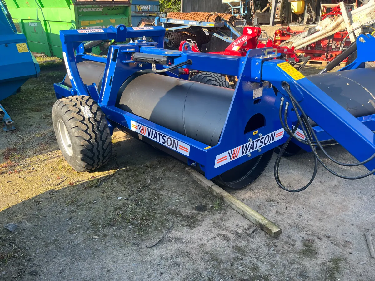 New Watson 12FT Hydraulic Rotating Landroller - Image 2