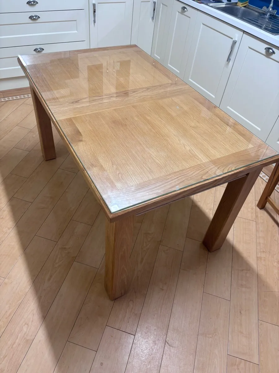Oak table - Image 1