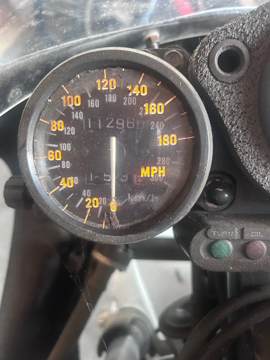 Honda vfr RC36 1994 - Image 3