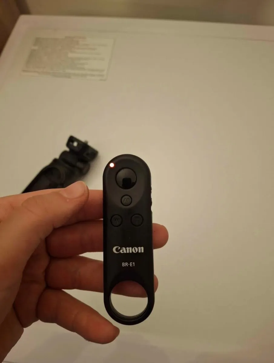 Canon Bluetooth tripod - Image 2