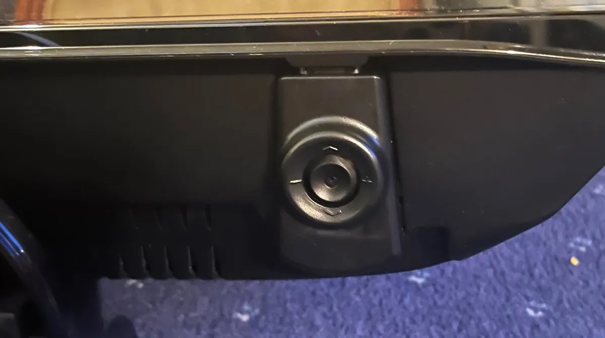 Samsung 32 inch Full HD LED TV Working Perfectly - Image 2