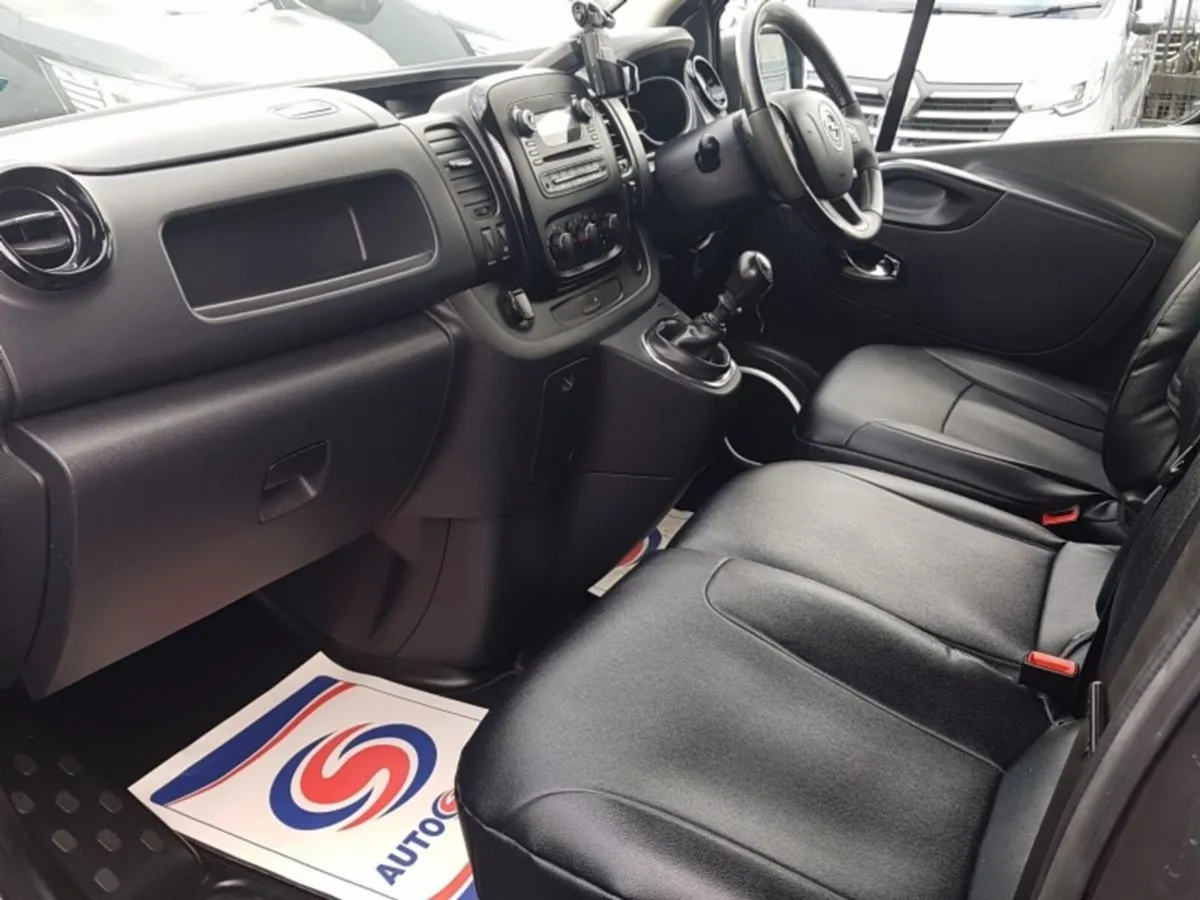 Opel Vivaro Sport LWB - Image 3