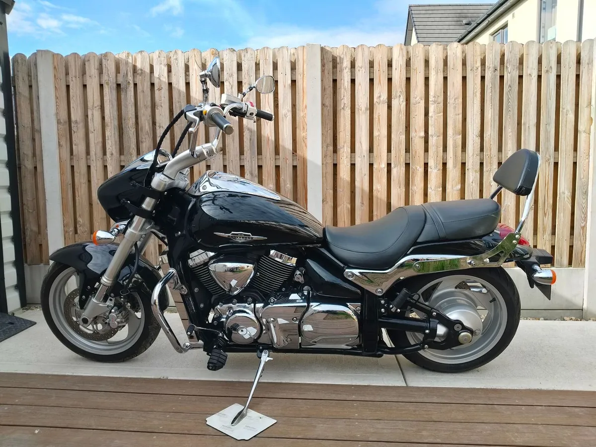 Suzuki Intruder Boulevard 2011 - Image 1