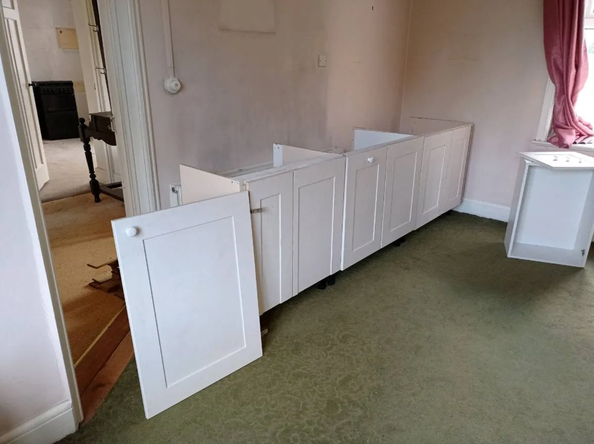 Kitchen units cream painted wood - Image 4