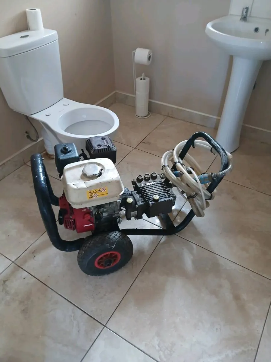 Honda power washer - Image 1