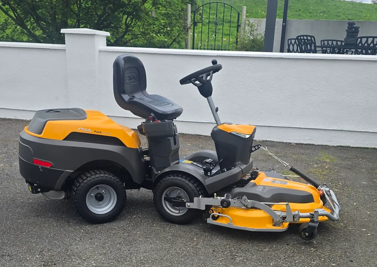 Stiga Park 320 PW Power steering - Image 4