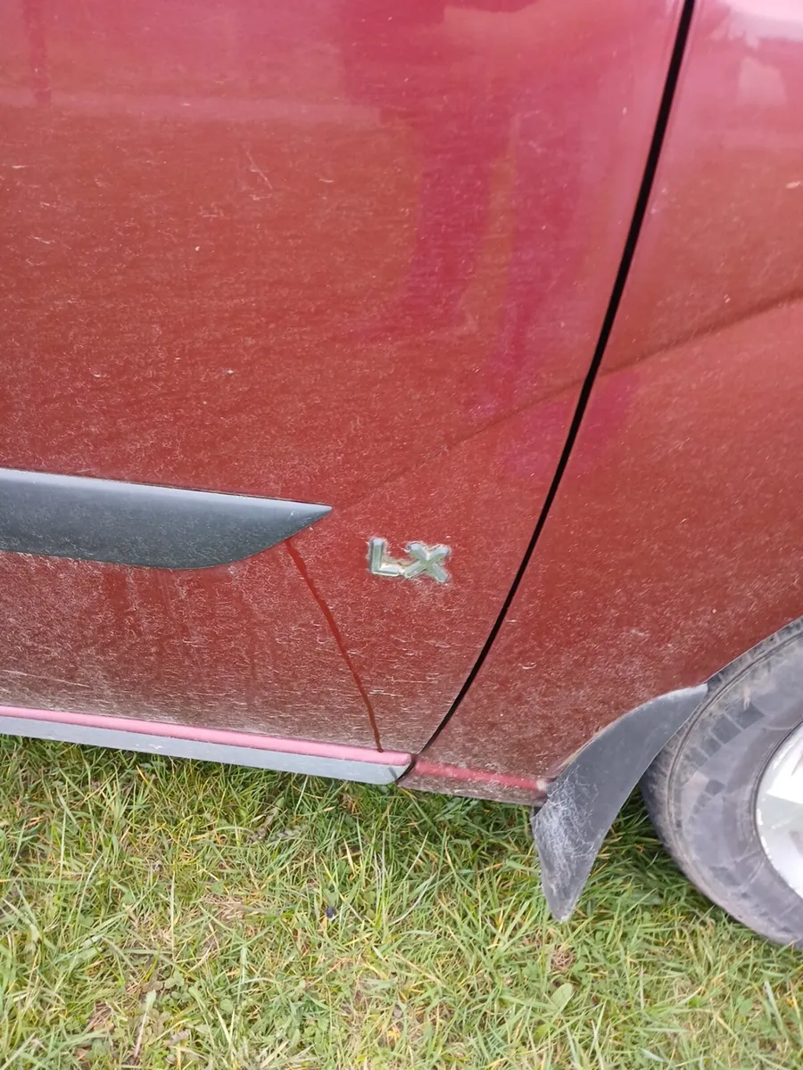 Low milage car - Image 4