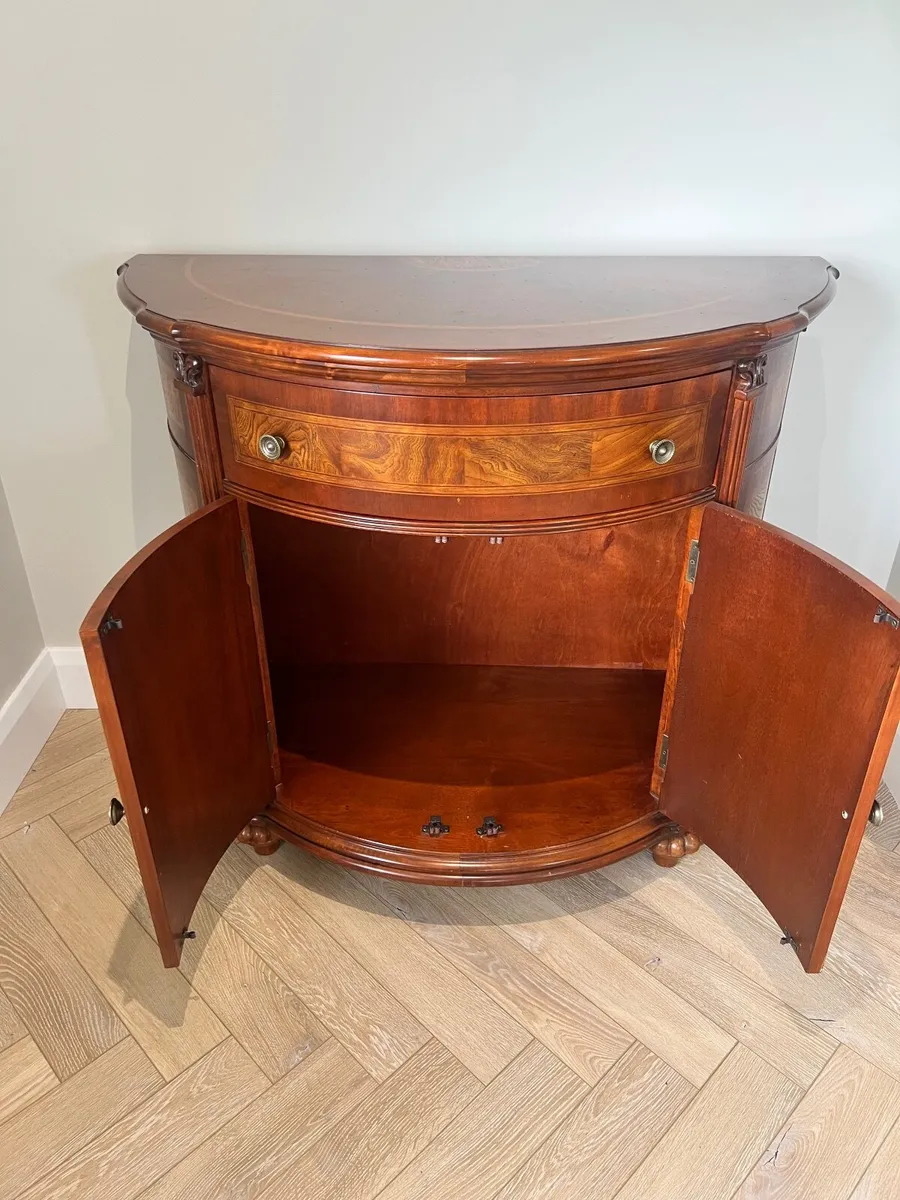 Georgian Mahogany Cabinet - Image 2