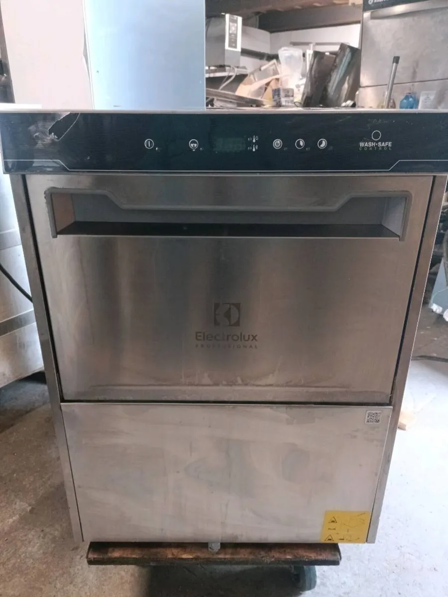 Electrolux dishwasher - Image 3