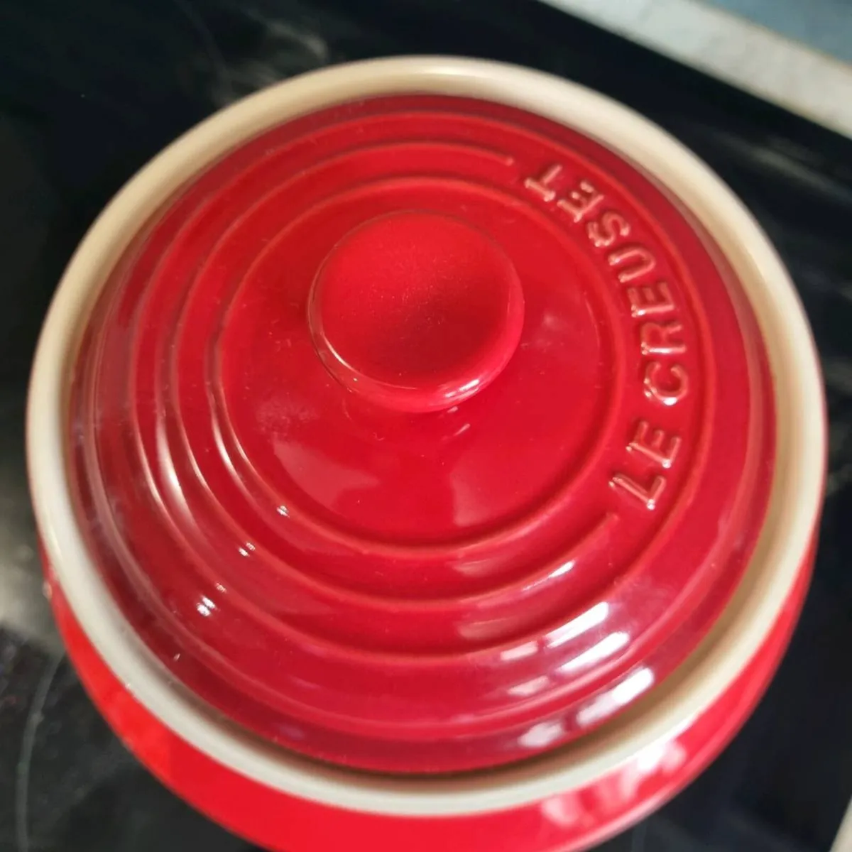 Le creuset cookie jar - Image 2