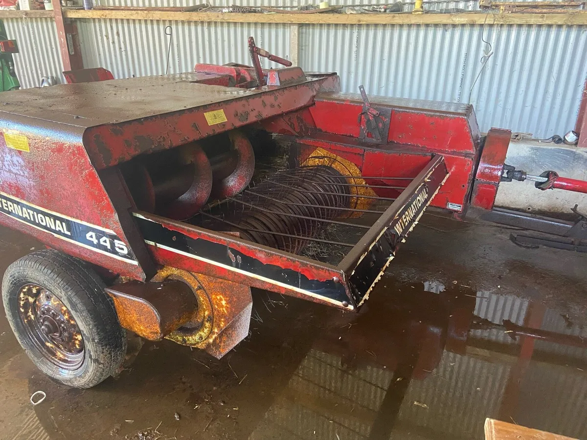 Square baler 445 - Image 2