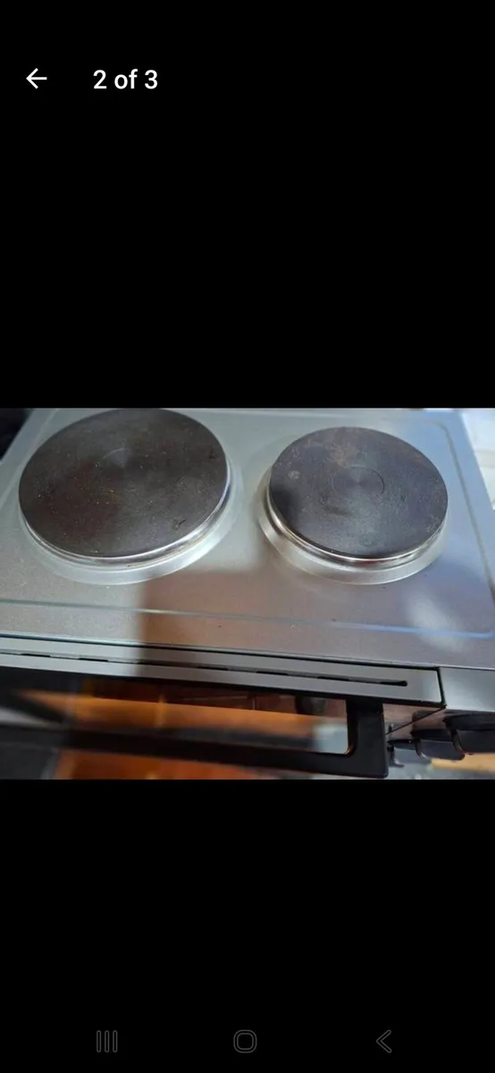 Small plug in counter top oven - Image 2