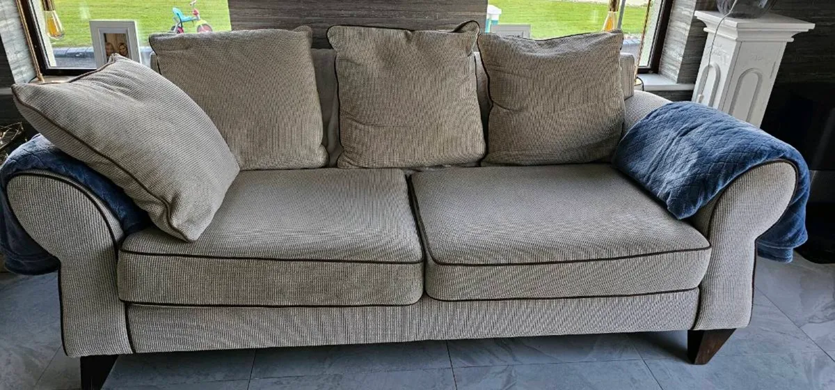2 seater cream sofa - Image 2