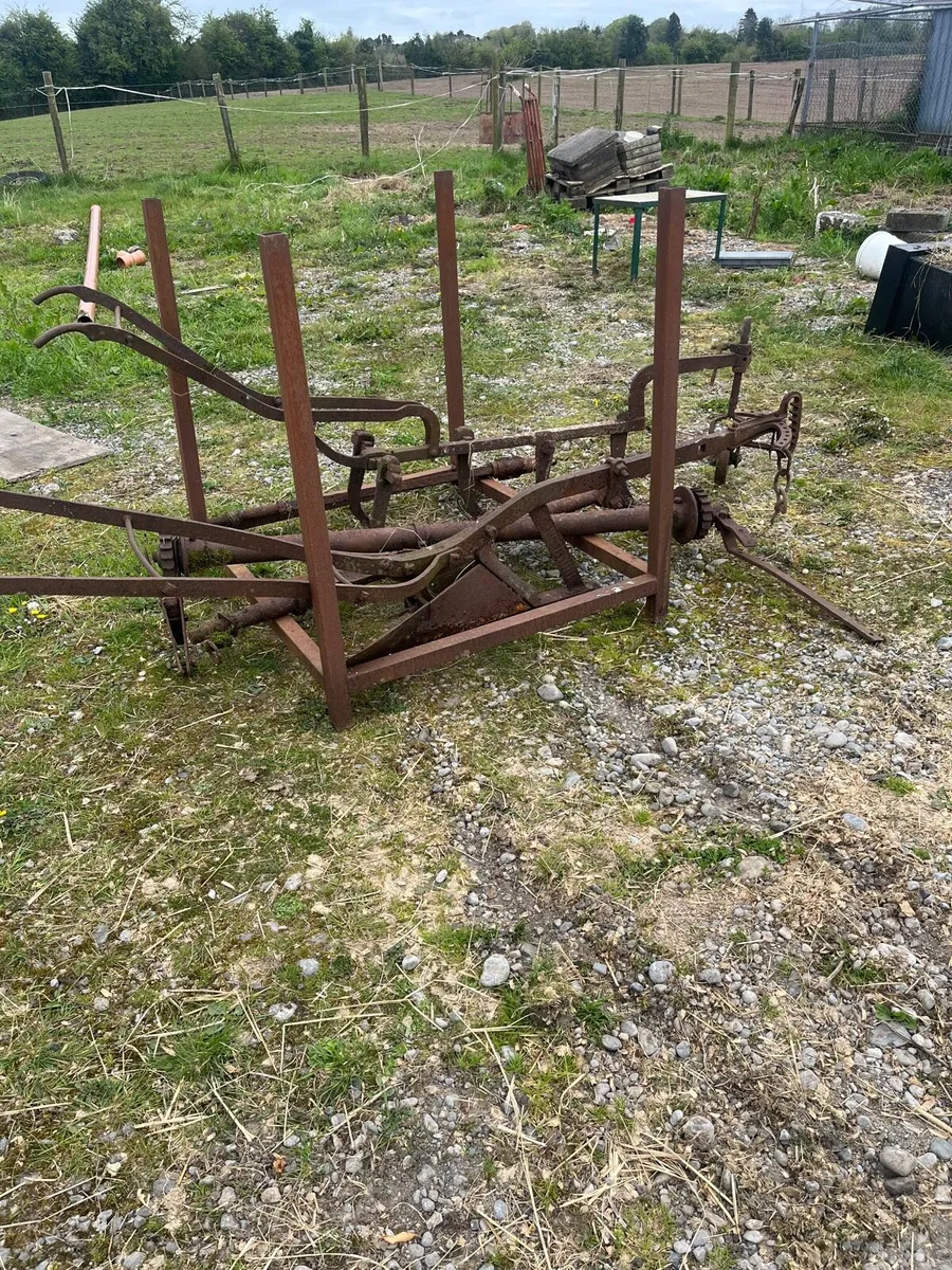 Vintage Farm Machinery - Job Lot - Image 3