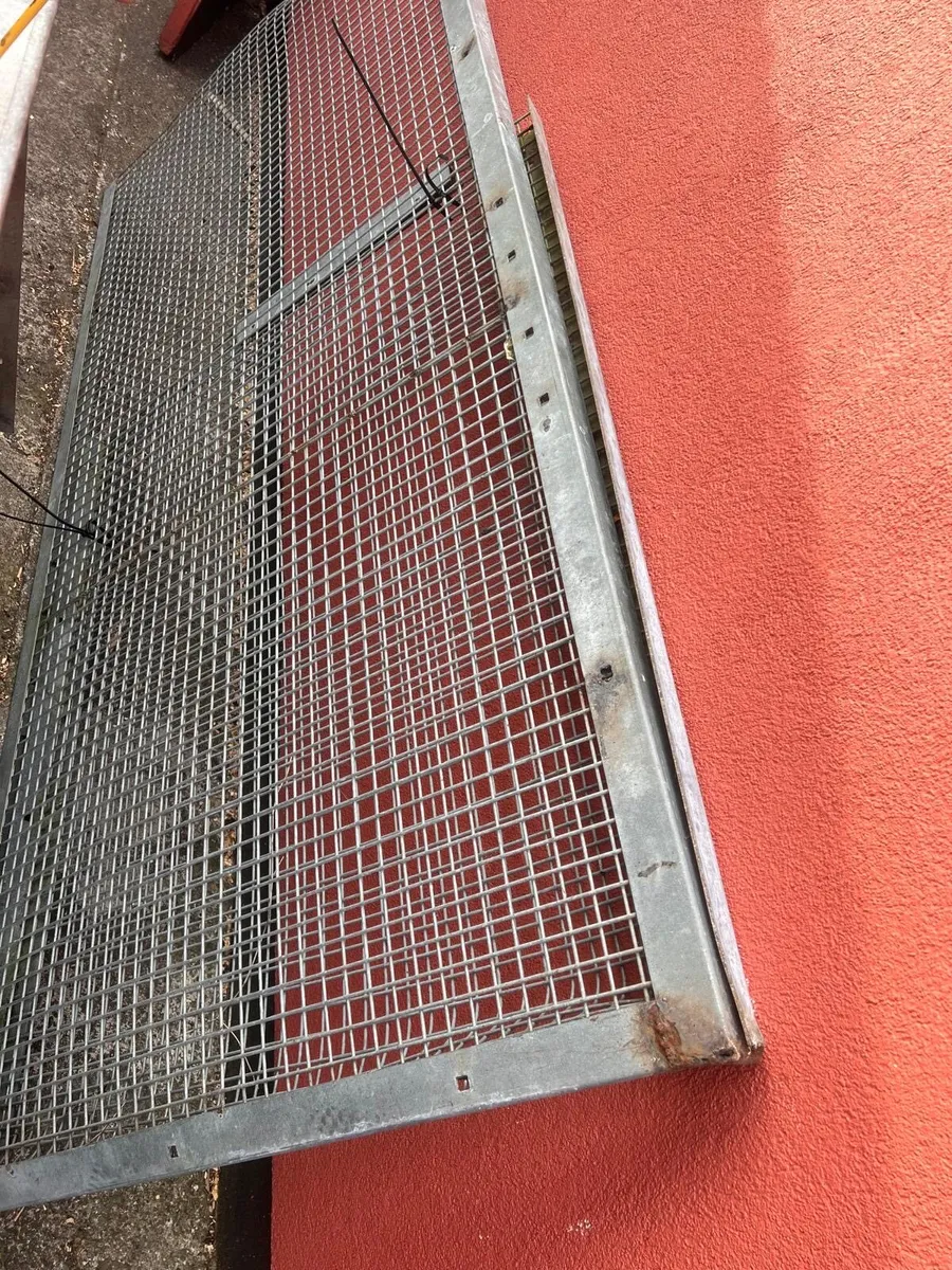 Galvanised 1inch mesh - Image 3