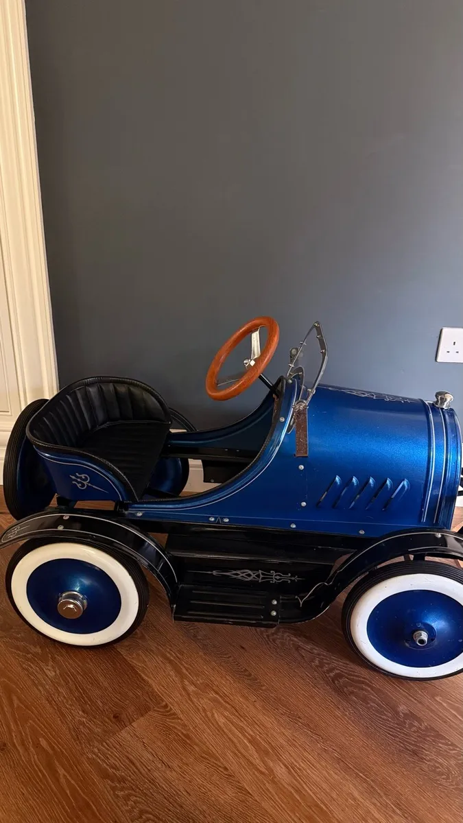 1932 Classic Ford Roadster Pedal Car - Image 1