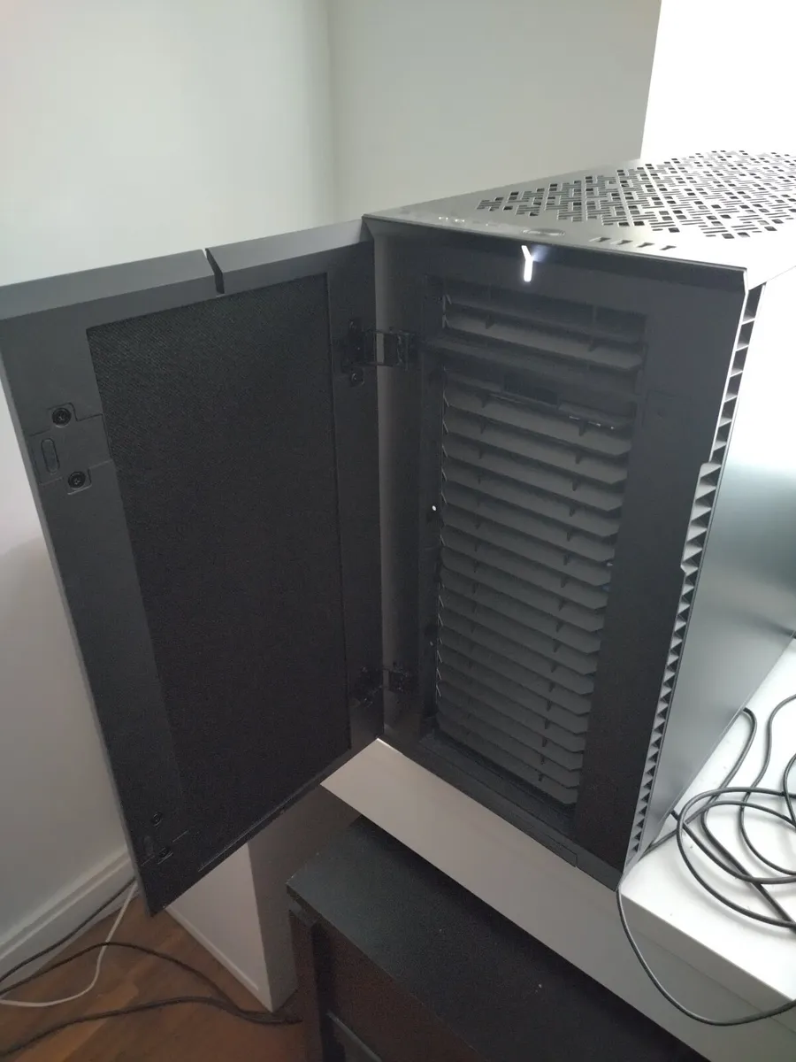 High-End Gaming PC Ryzen 9 7900X3D RTX 4080 Super - Image 3