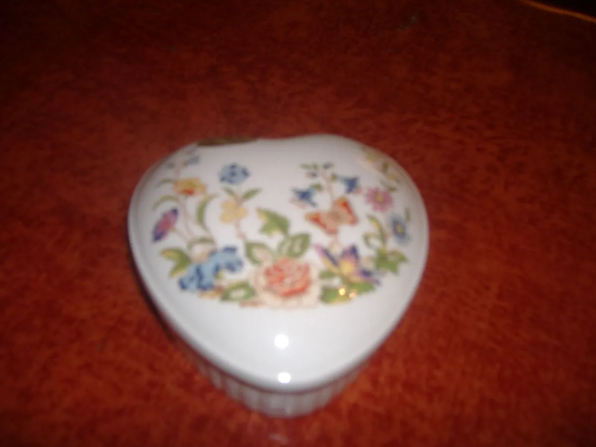Aynsley Trinket Box for Sale - Image 1