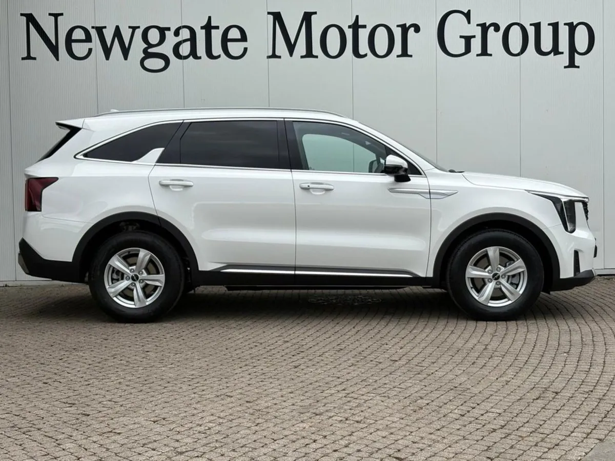 Kia Sorento Commercial K2 with Upgraded Wheels - Image 4
