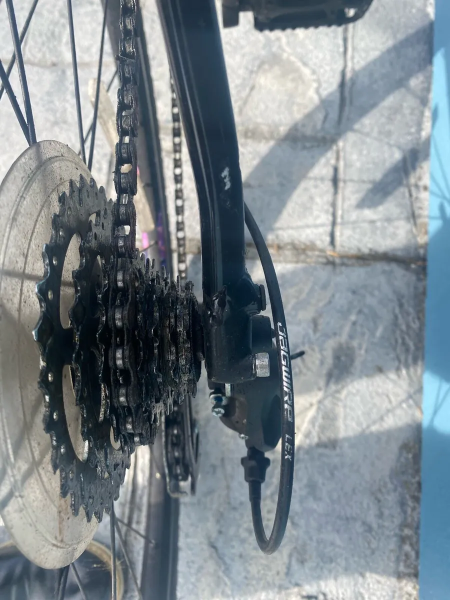 Giant Ladies bike for sale - Image 4