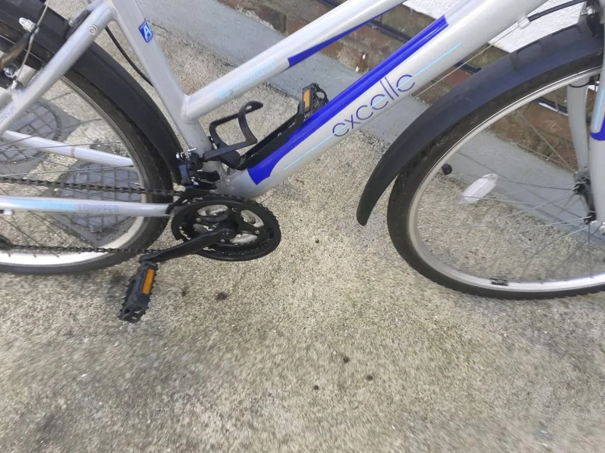 Ladies Bicycle - Image 2