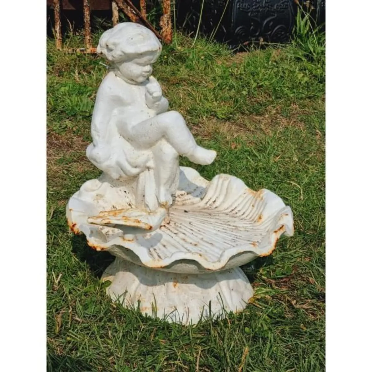 Cherub Bird Bath H142 - Image 1