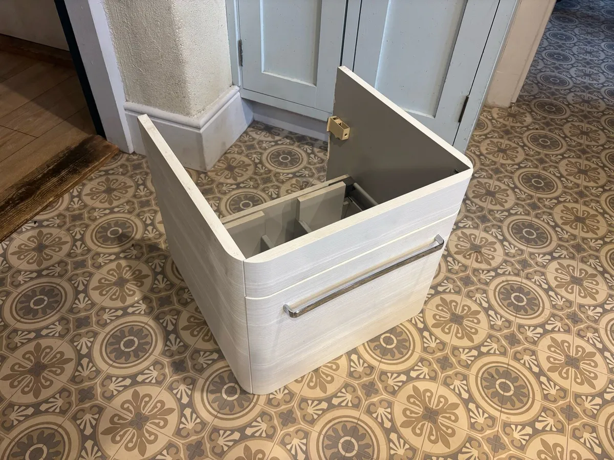 Wall hung Vanity Unit - Image 3